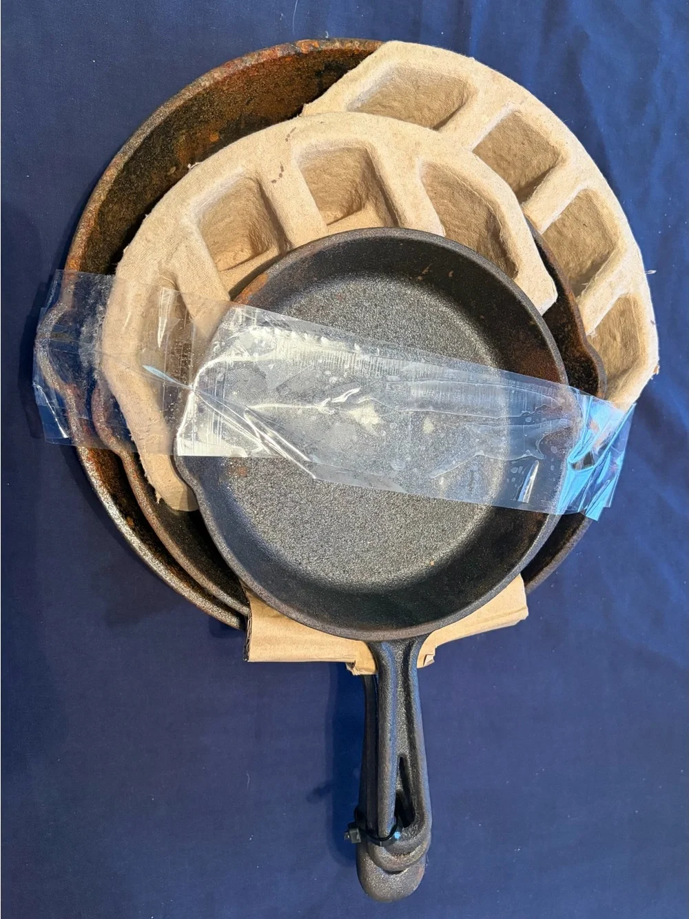 Vintage Cast Iron Skillet Set of 3 – Cleaned & Seasoned – Heavy Cookware